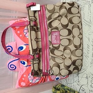 Authentic coach daisy tote bag